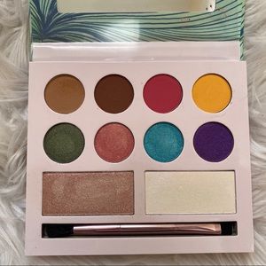 MOODS Laura Sanchez Eyeshadow Palette